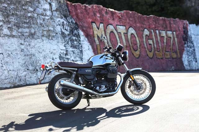 Moto Guzzi V7 III