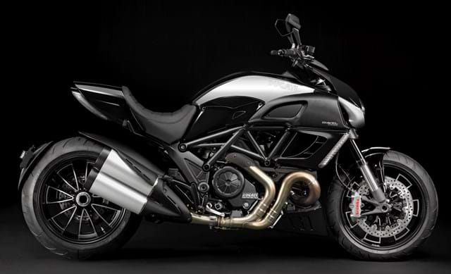 Ducati Diavel Cromo