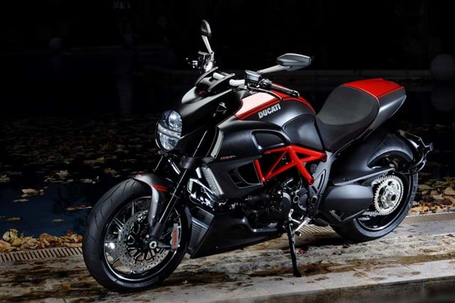 Ducati Diavel Carbon