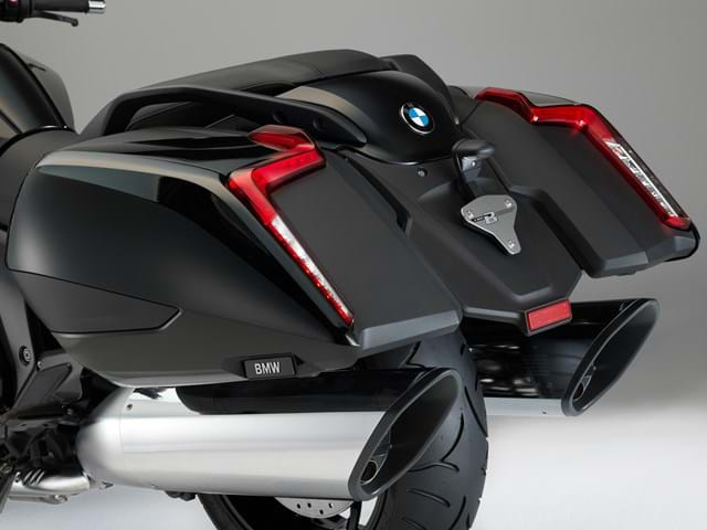 BMW K1600B