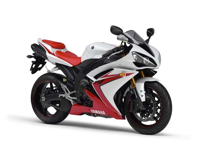 YAMAHA R1 (2009-2011) Review, Speed, Specs & Prices