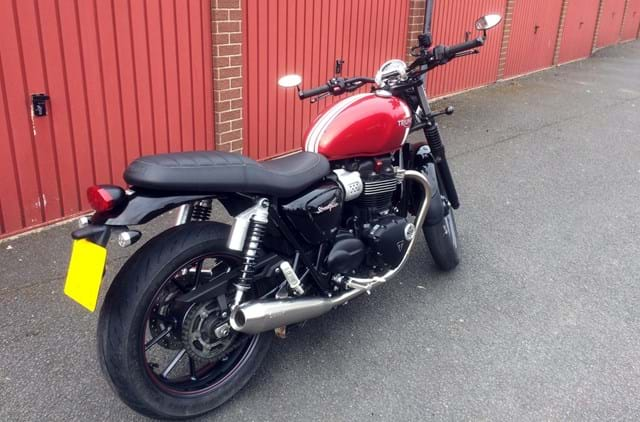 Triumph Street Twin