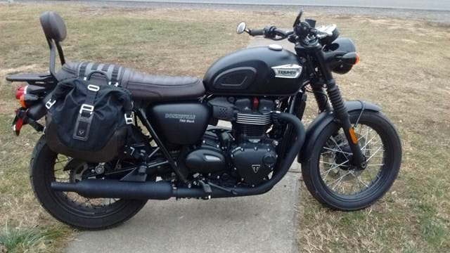Triumph Bonneville T100 Black LG
