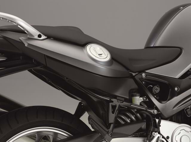 BMW F800ST
