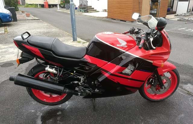 Honda CBR600F2