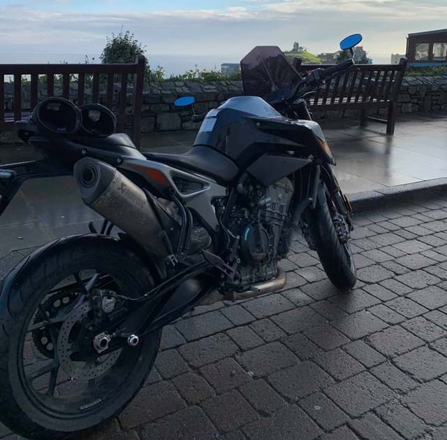 KTM Duke 790