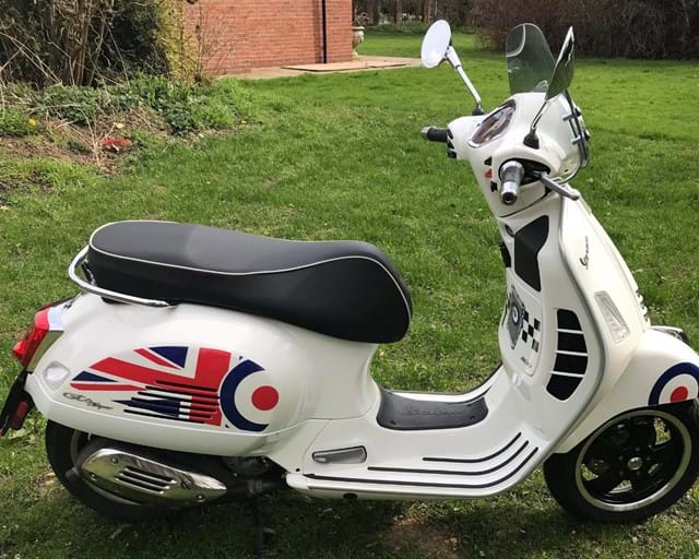 Vespa GTS300