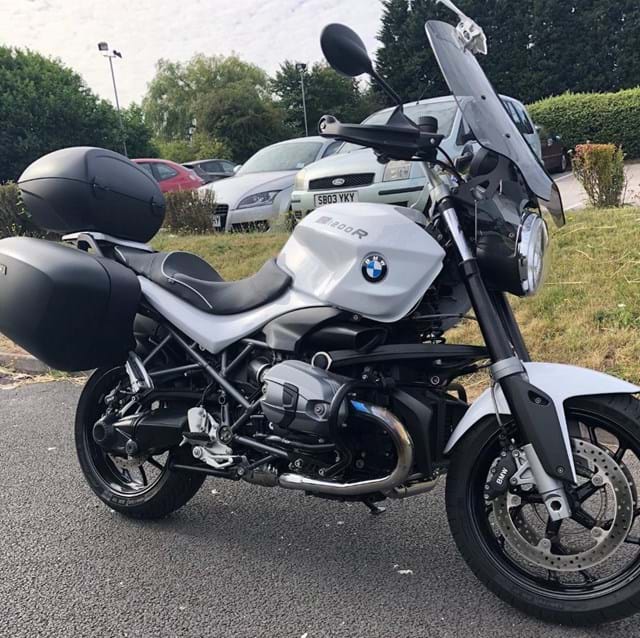 BMW R1200R