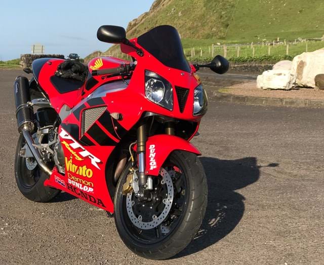 Honda Vtr1000 Sp1 Sp2 Rc51 Bikes For Sale Thebikemarket