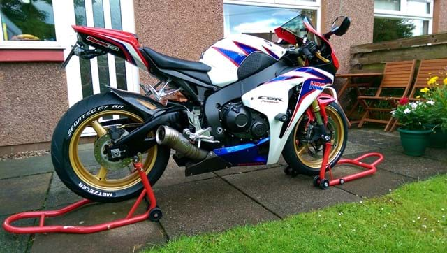 Honda CBR1000RR Fireblade 2010