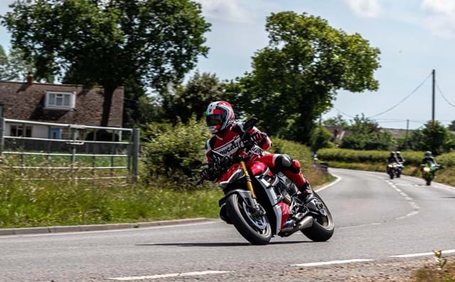 Ducati Streetfighter V4 S