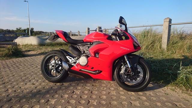 Ducati Panigale V2