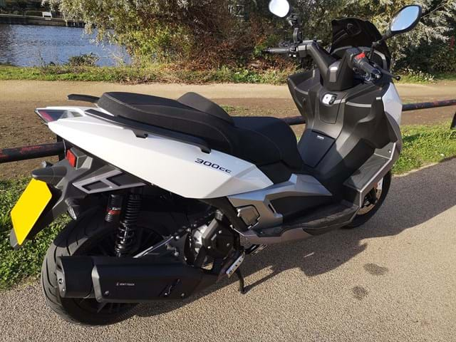 Lexmoto Pegasus