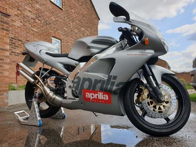 Syge person Psykologisk Desperat Aprilia RS250 Review (1995) • TheBikeMarket