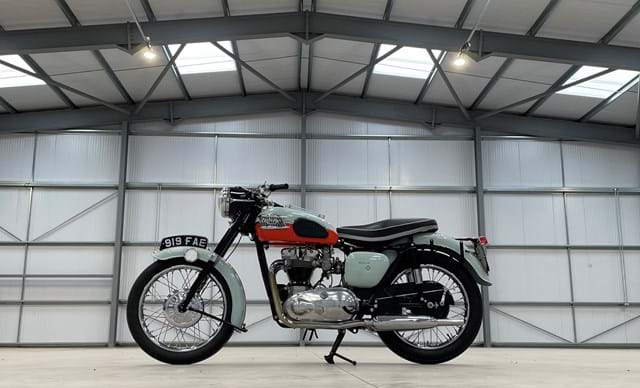 Triumph Bonneville T120