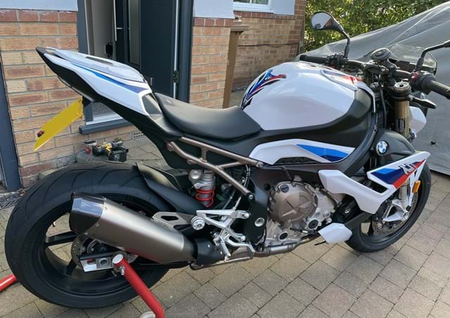 BMW S1000R