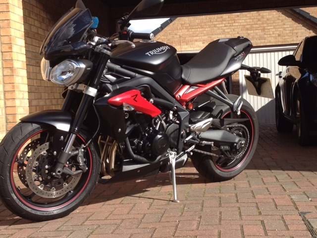 Triumph Street Triple R 2014
