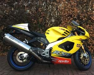 Aprilia RSVR Gen1 (2000-2003)