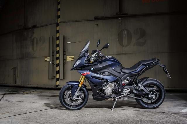 BMW S1000XR