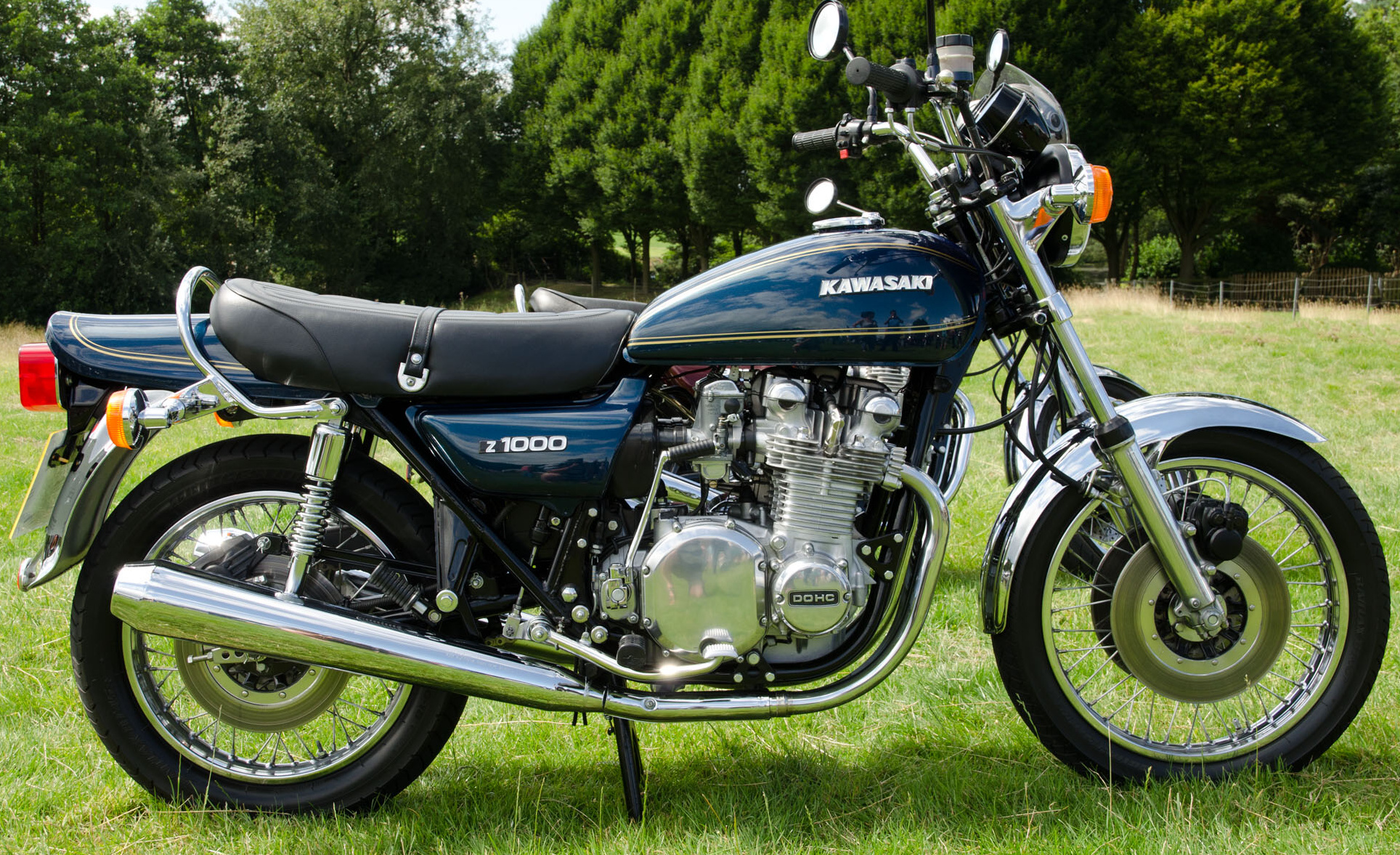 Rund Es is Kawasaki Z1000 Motorbikes For Sale - The Bike Market